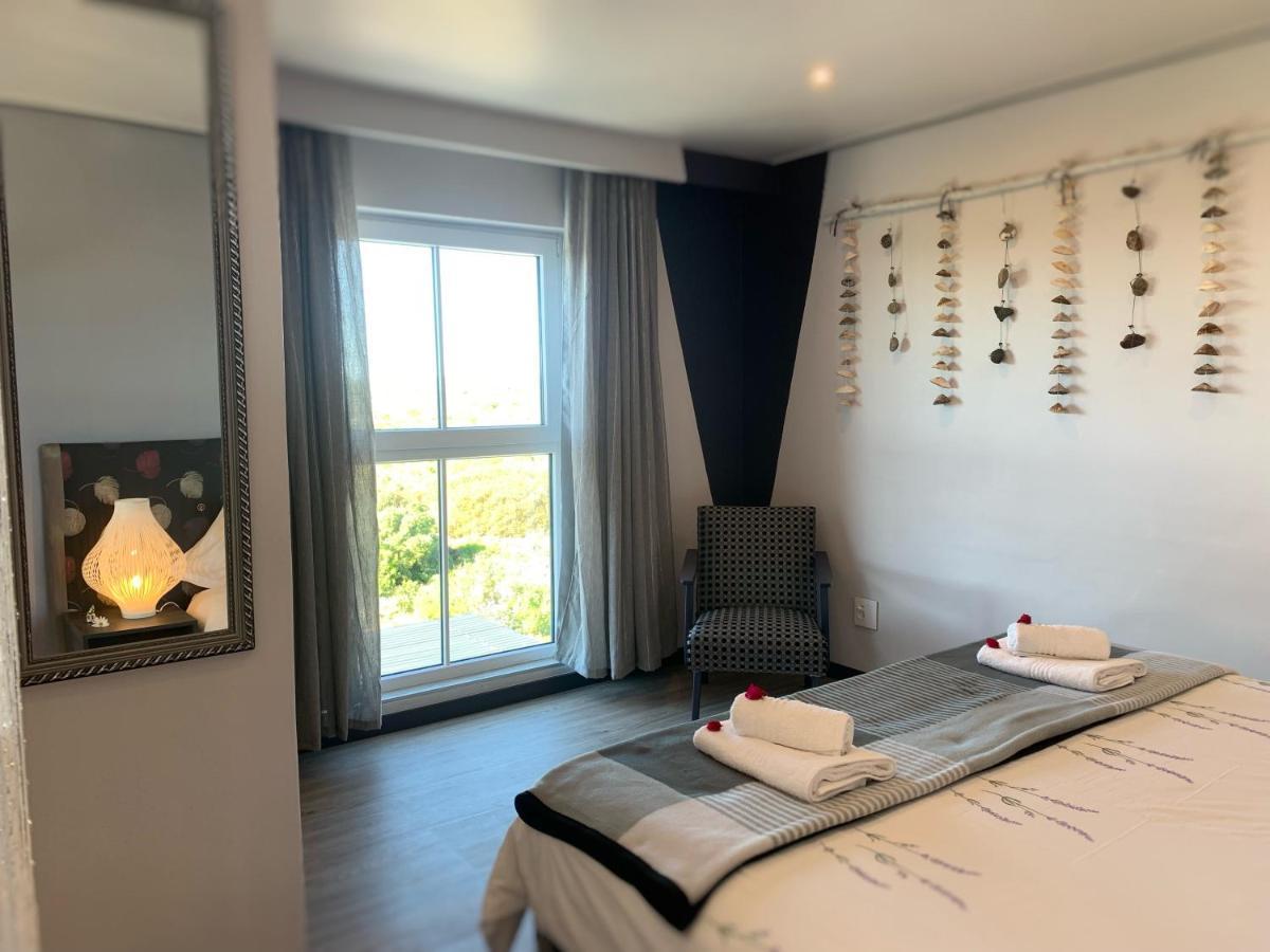 Farr Out Guest House Paternoster Eksteriør billede