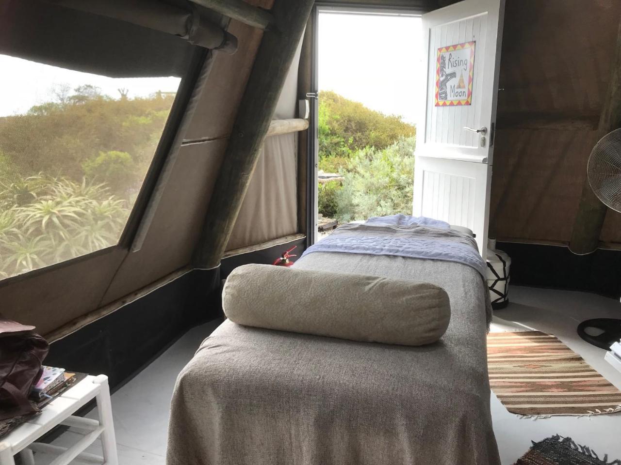 Farr Out Guest House Paternoster Eksteriør billede